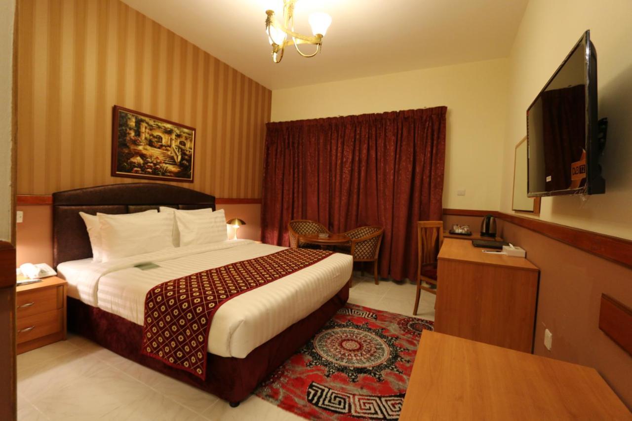 דובאי New California Hotel מראה חיצוני תמונה