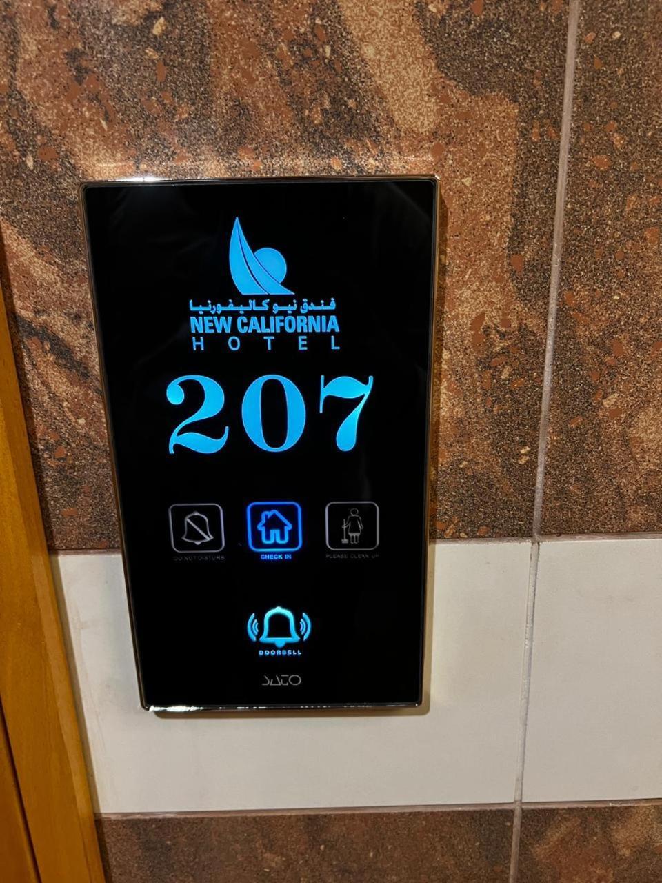 דובאי New California Hotel מראה חיצוני תמונה